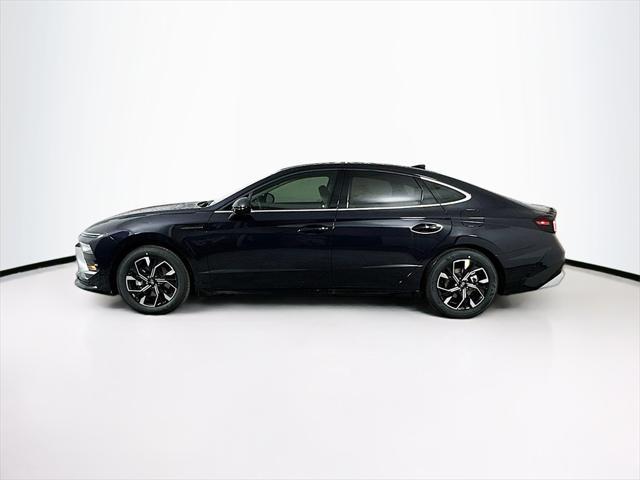 new 2025 Hyundai Sonata car, priced at $28,658