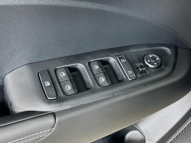 new 2025 Hyundai Venue car, priced at $24,135