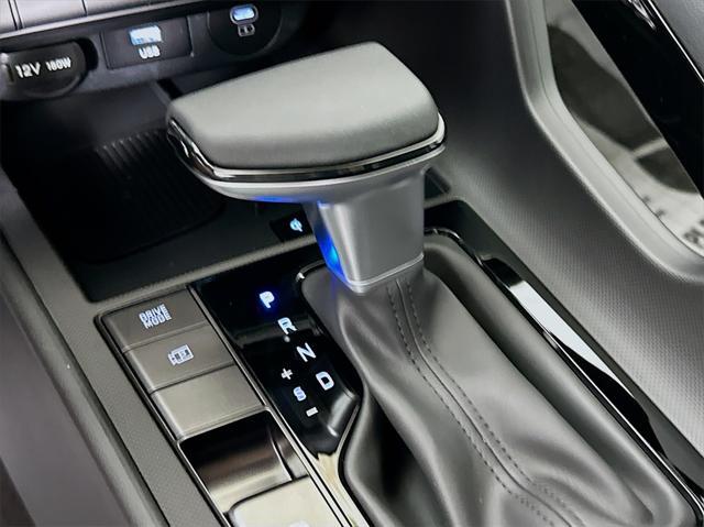new 2025 Hyundai Elantra car, priced at $27,526