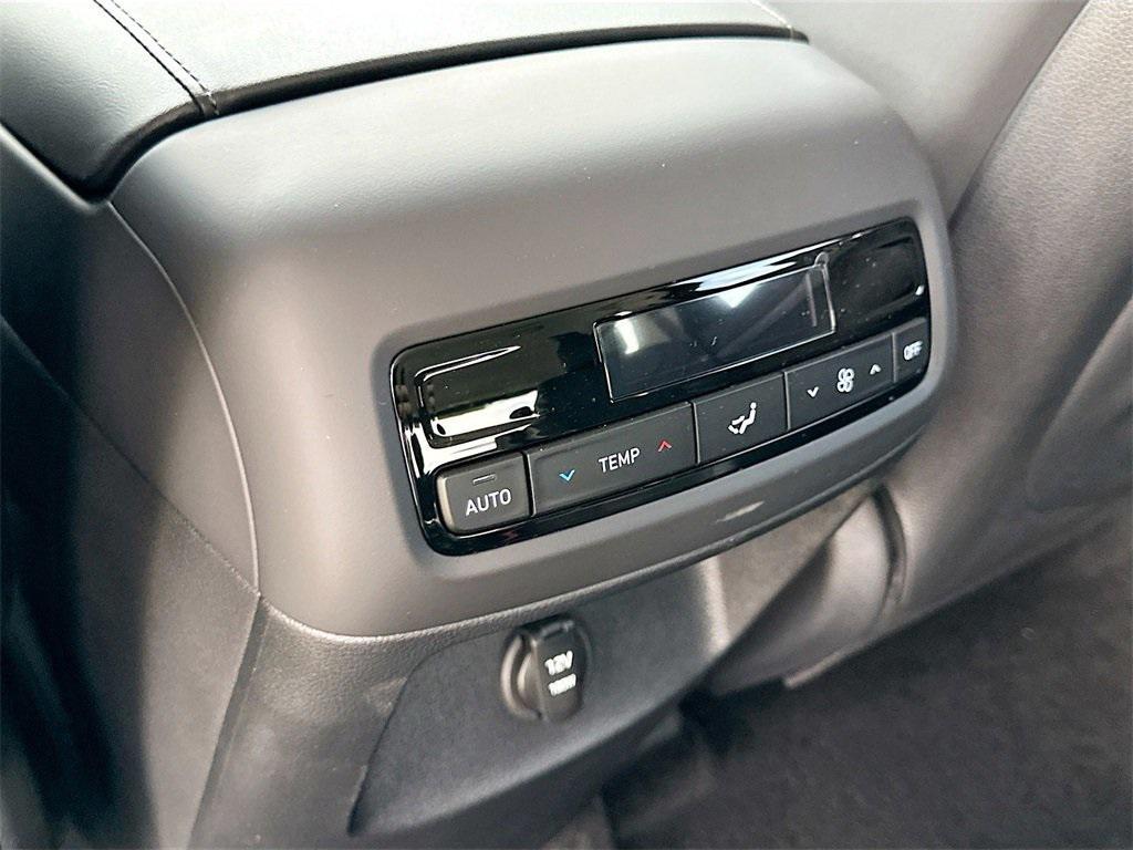 new 2025 Hyundai Palisade car, priced at $42,046