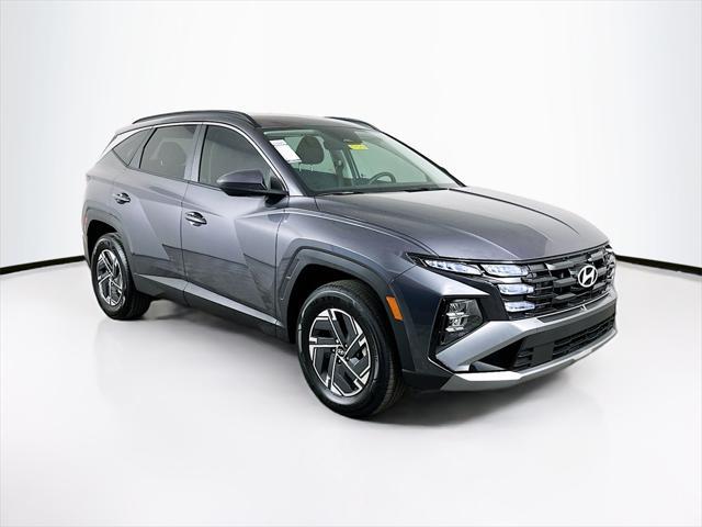 new 2025 Hyundai TUCSON Hybrid car, priced at $33,402