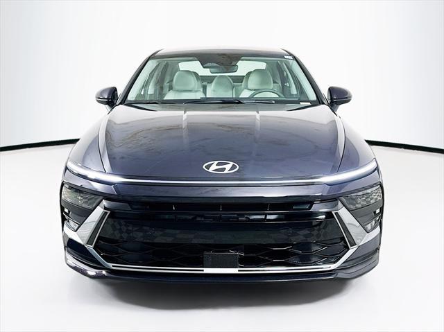 new 2025 Hyundai Sonata car, priced at $26,252