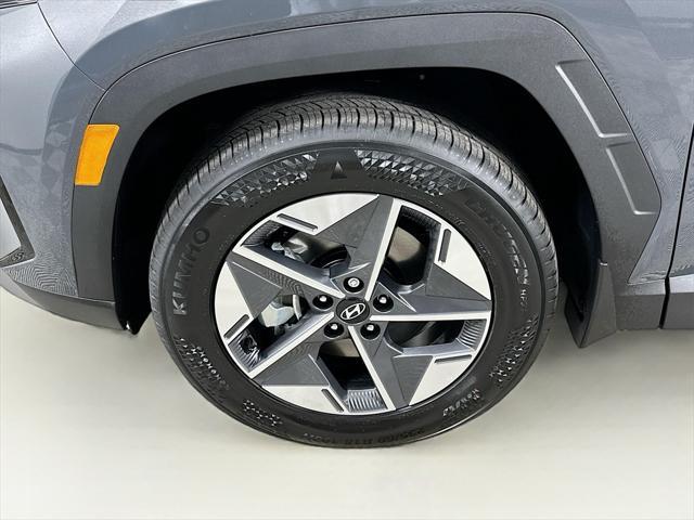 new 2025 Hyundai Tucson car, priced at $33,732