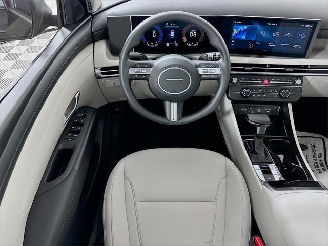 new 2025 Hyundai Tucson car, priced at $28,272