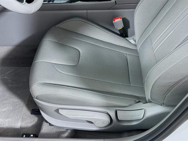 new 2025 Hyundai Elantra car, priced at $26,009
