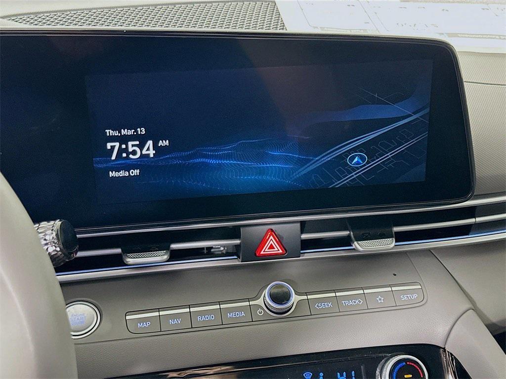 new 2025 Hyundai Elantra car, priced at $27,259