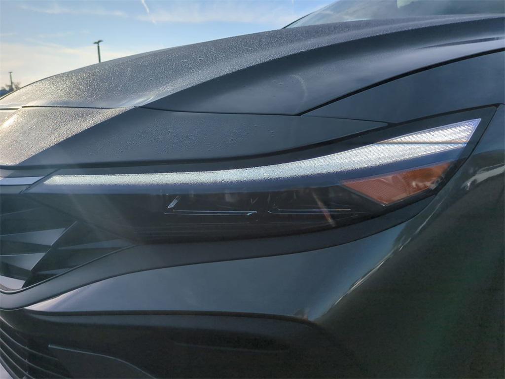 new 2026 Hyundai ELANTRA HEV car, priced at $27,146