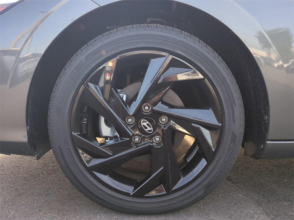 new 2026 Hyundai ELANTRA HEV car, priced at $27,146