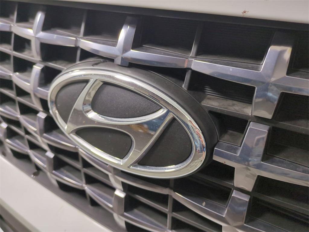 used 2025 Hyundai Venue car, priced at $20,399