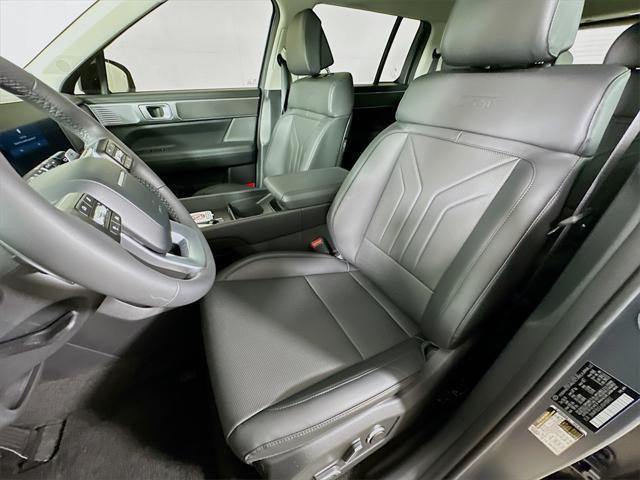 new 2025 Hyundai Santa Fe car, priced at $40,533