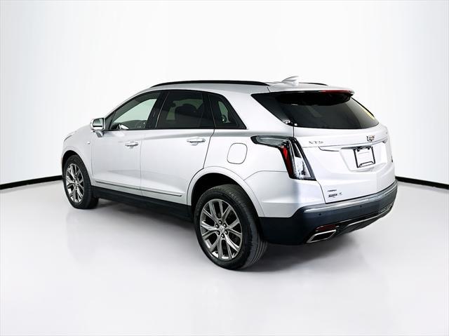 used 2020 Cadillac XT5 car, priced at $24,192