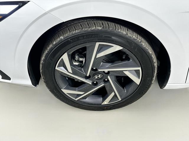 new 2025 Hyundai Elantra car, priced at $23,393