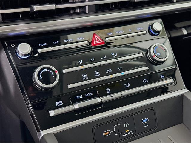 new 2025 Hyundai Santa Fe car, priced at $33,054