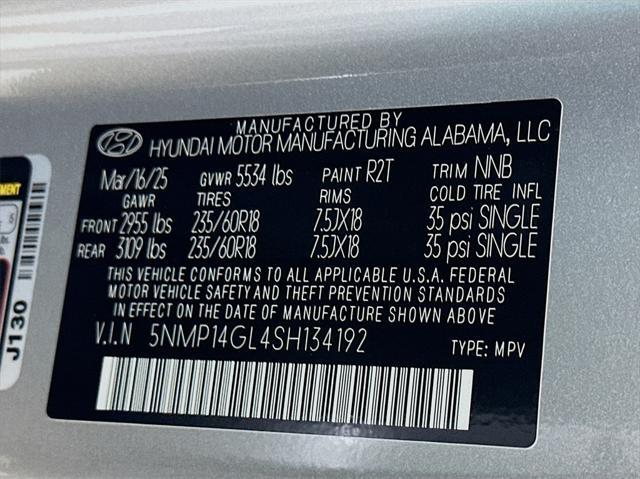 new 2025 Hyundai Santa Fe car, priced at $33,054