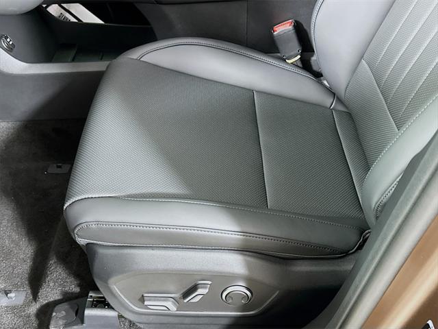 new 2025 Hyundai Santa Fe car, priced at $40,497