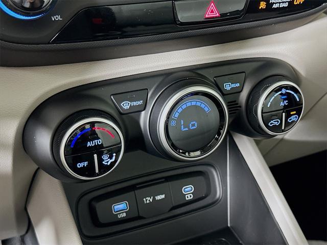 new 2025 Hyundai Venue car, priced at $23,046