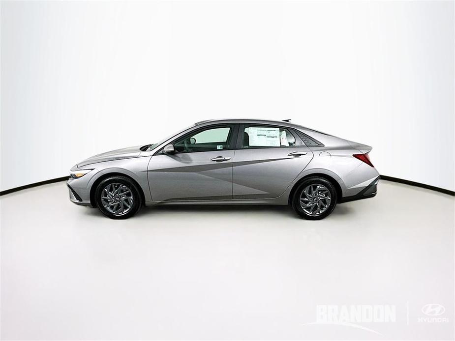 new 2024 Hyundai Elantra car, priced at $23,473