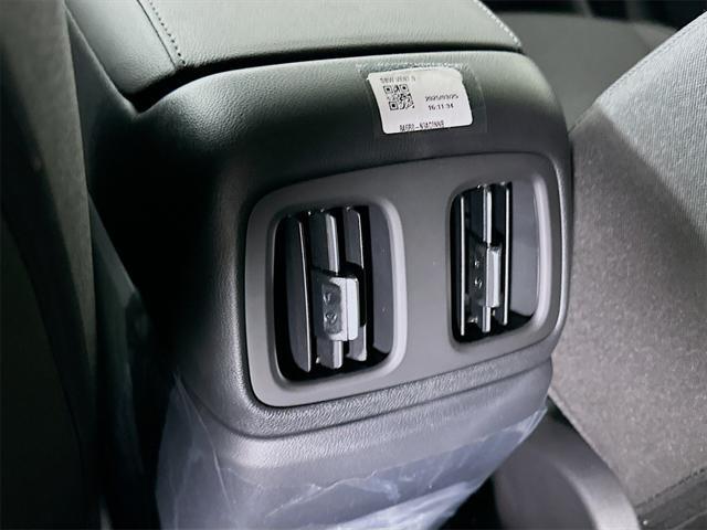 new 2025 Hyundai TUCSON Hybrid car, priced at $33,388