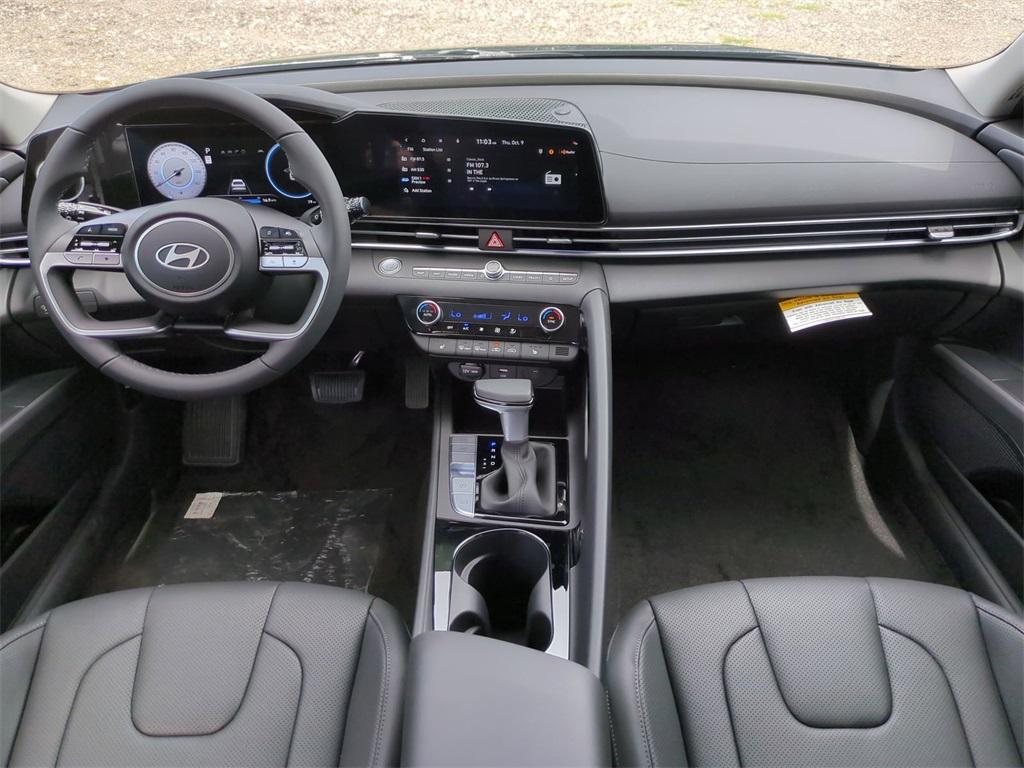 new 2025 Hyundai Elantra car, priced at $23,624