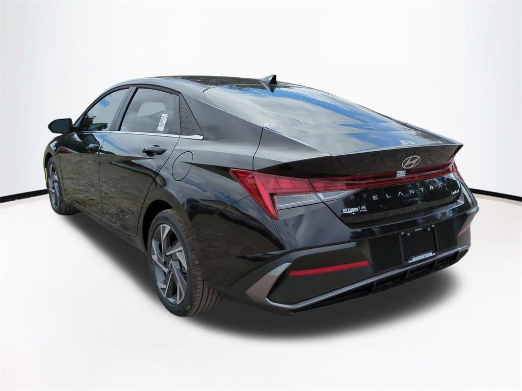 new 2025 Hyundai Elantra car, priced at $23,624