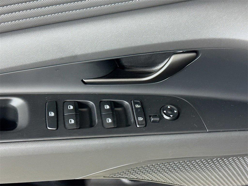 new 2025 Hyundai ELANTRA HEV car, priced at $24,191