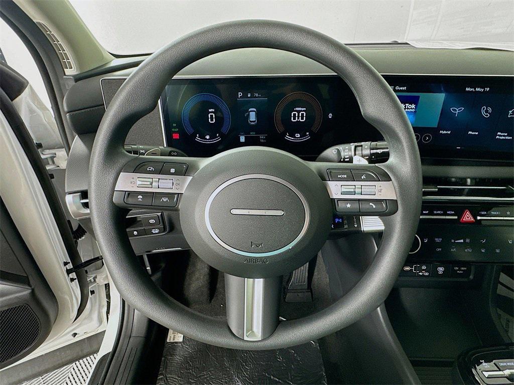 new 2025 Hyundai TUCSON Hybrid car, priced at $29,504