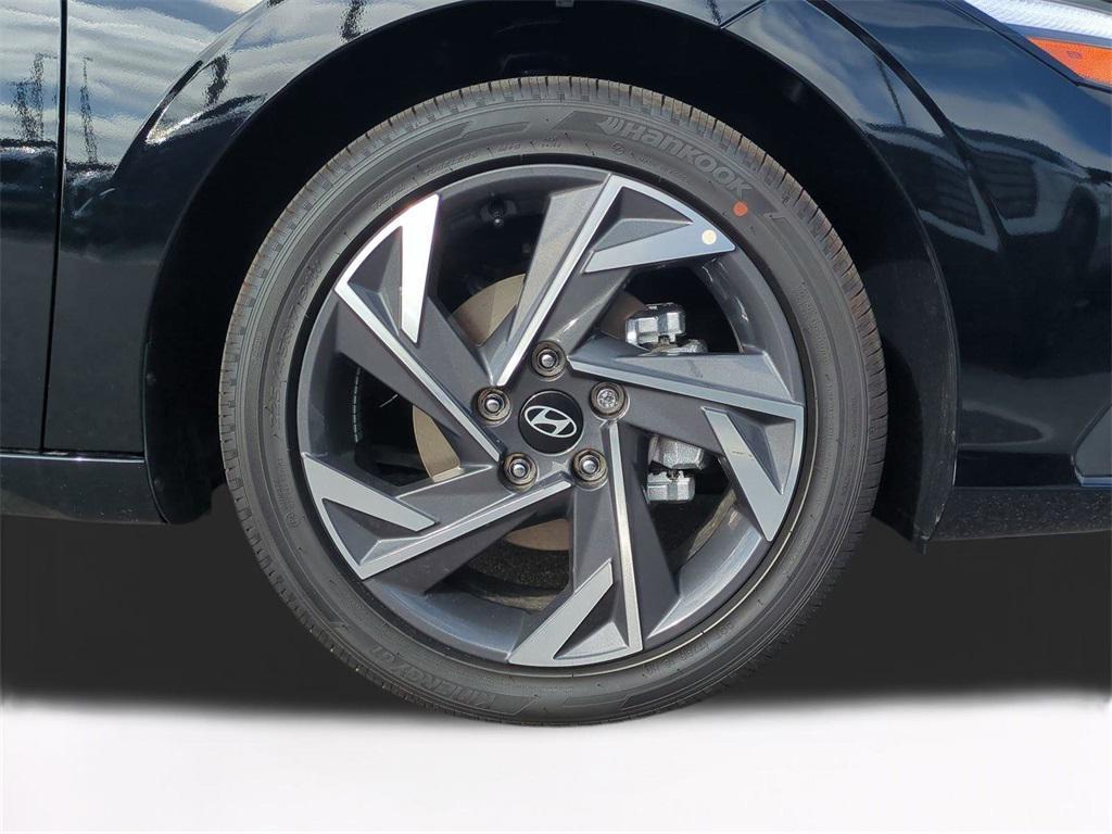 new 2025 Hyundai ELANTRA HEV car, priced at $24,328