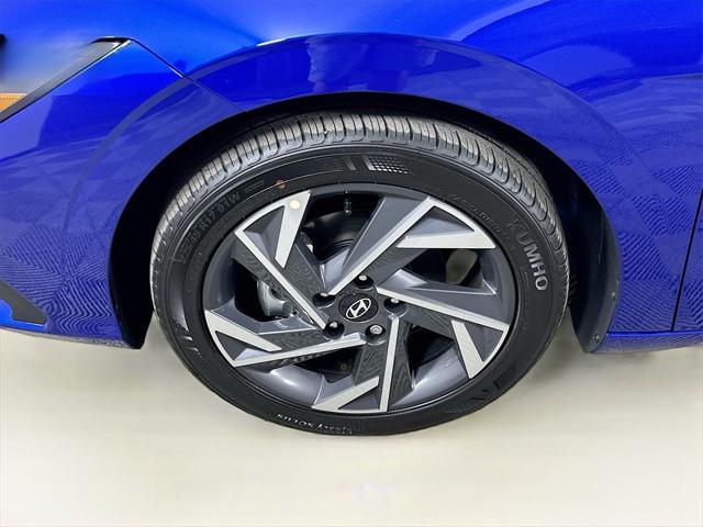 new 2025 Hyundai Elantra car, priced at $22,884