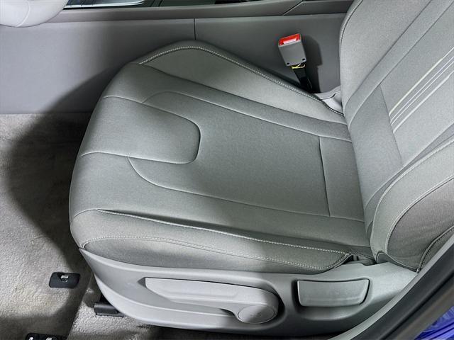 new 2025 Hyundai Elantra car, priced at $22,884