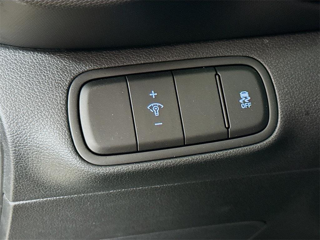 used 2025 Hyundai Venue car, priced at $21,792
