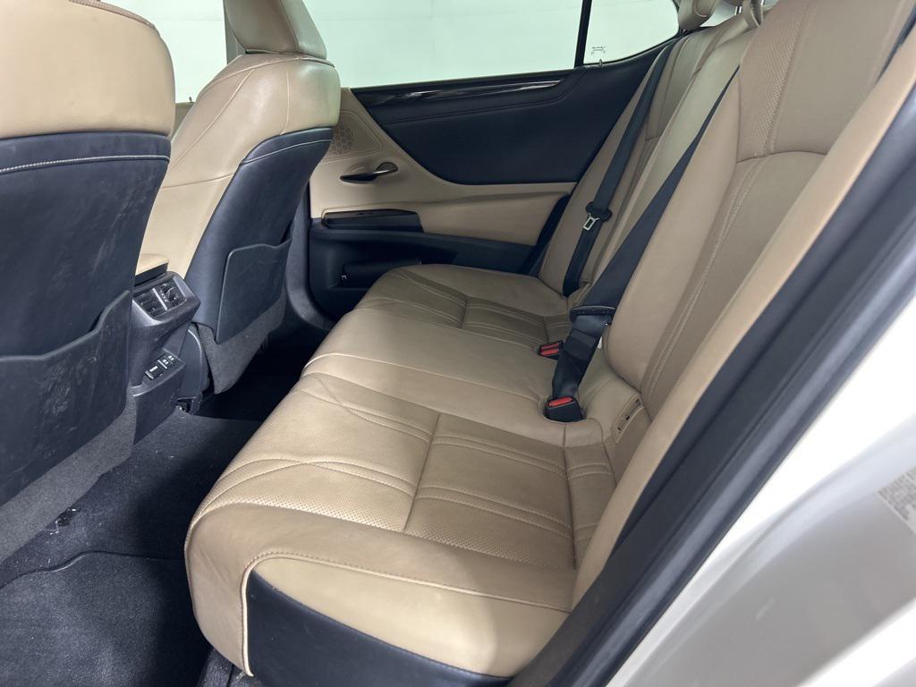 used 2019 Lexus ES 350 car, priced at $24,374