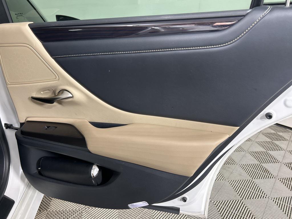 used 2019 Lexus ES 350 car, priced at $24,374