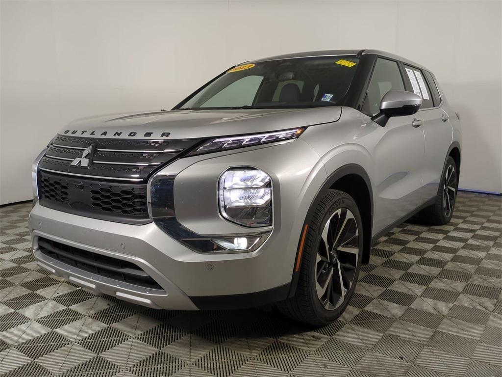 used 2023 Mitsubishi Outlander car, priced at $23,105