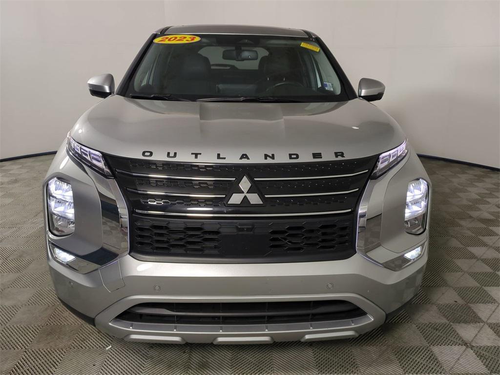 used 2023 Mitsubishi Outlander car, priced at $23,105
