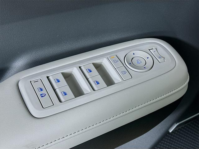 new 2025 Hyundai Santa Fe car, priced at $48,024