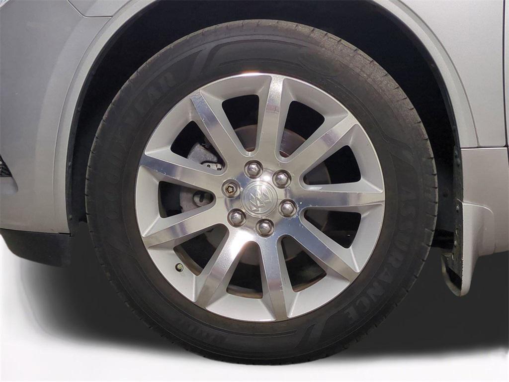 used 2015 Buick Enclave car, priced at $12,606