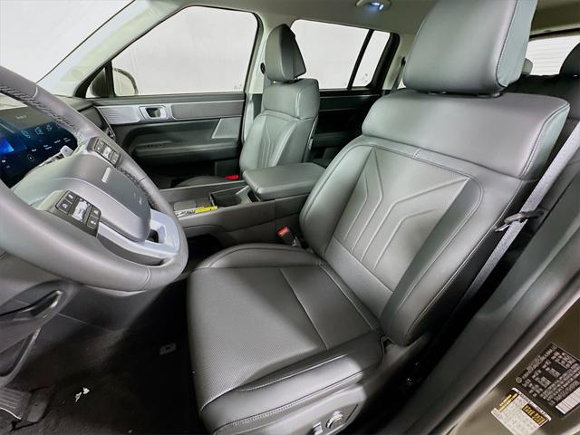 new 2025 Hyundai Santa Fe car, priced at $37,271