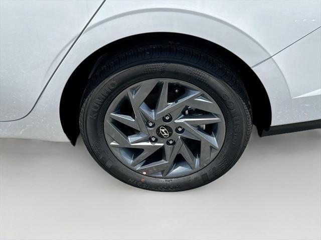 new 2025 Hyundai ELANTRA HEV car, priced at $24,819