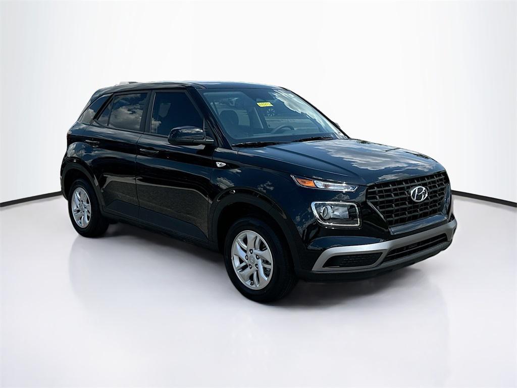 new 2025 Hyundai Venue car, priced at $21,977