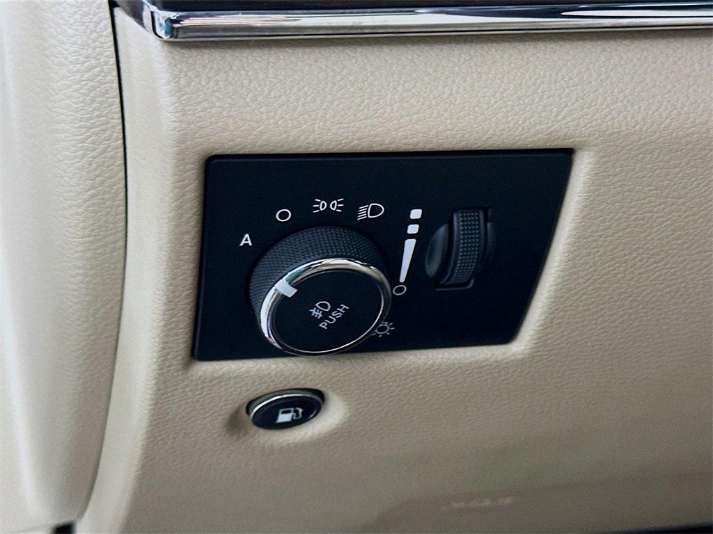 used 2020 Jeep Grand Cherokee car, priced at $26,982