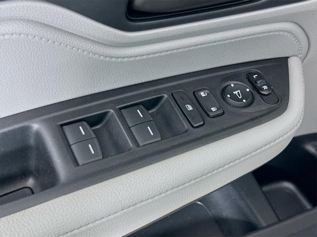used 2024 Honda Odyssey car, priced at $31,993