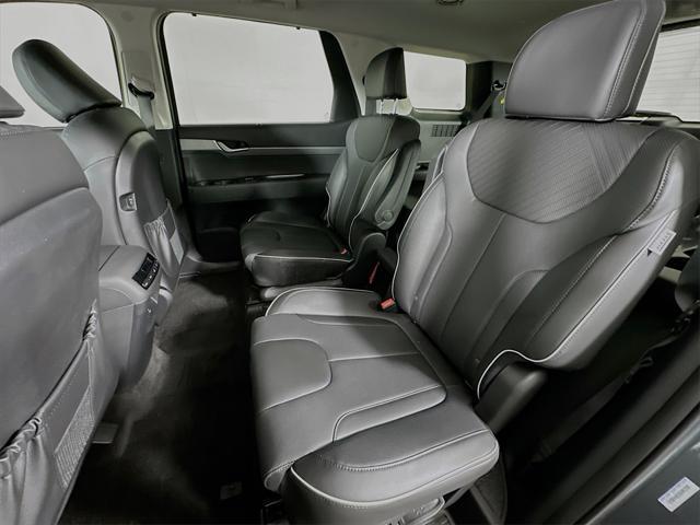 new 2025 Hyundai Palisade car, priced at $42,686