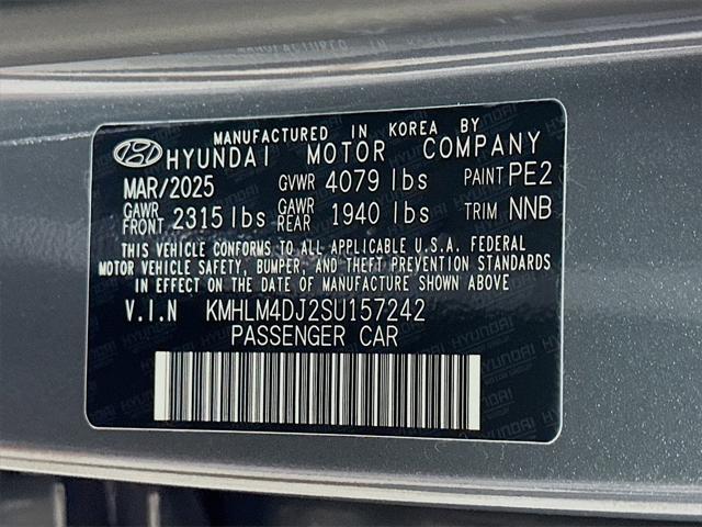 new 2025 Hyundai Elantra car, priced at $27,010