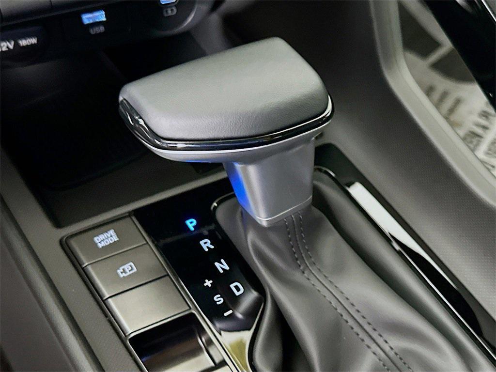 new 2025 Hyundai ELANTRA HEV car, priced at $24,234