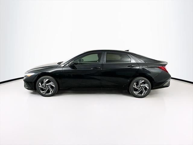 new 2025 Hyundai Elantra car, priced at $22,921