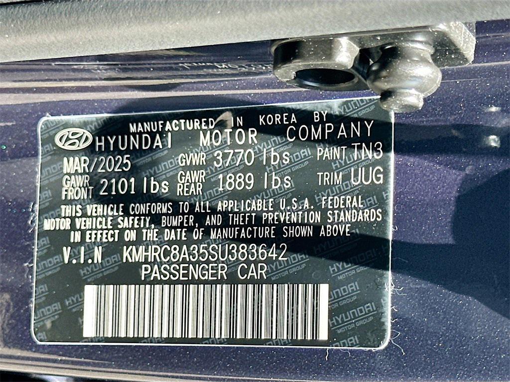 new 2025 Hyundai Venue car, priced at $20,903