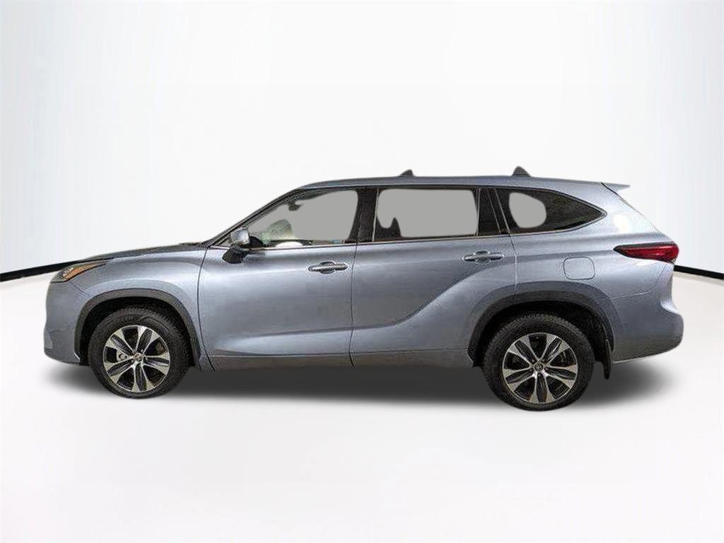used 2020 Toyota Highlander car, priced at $24,835