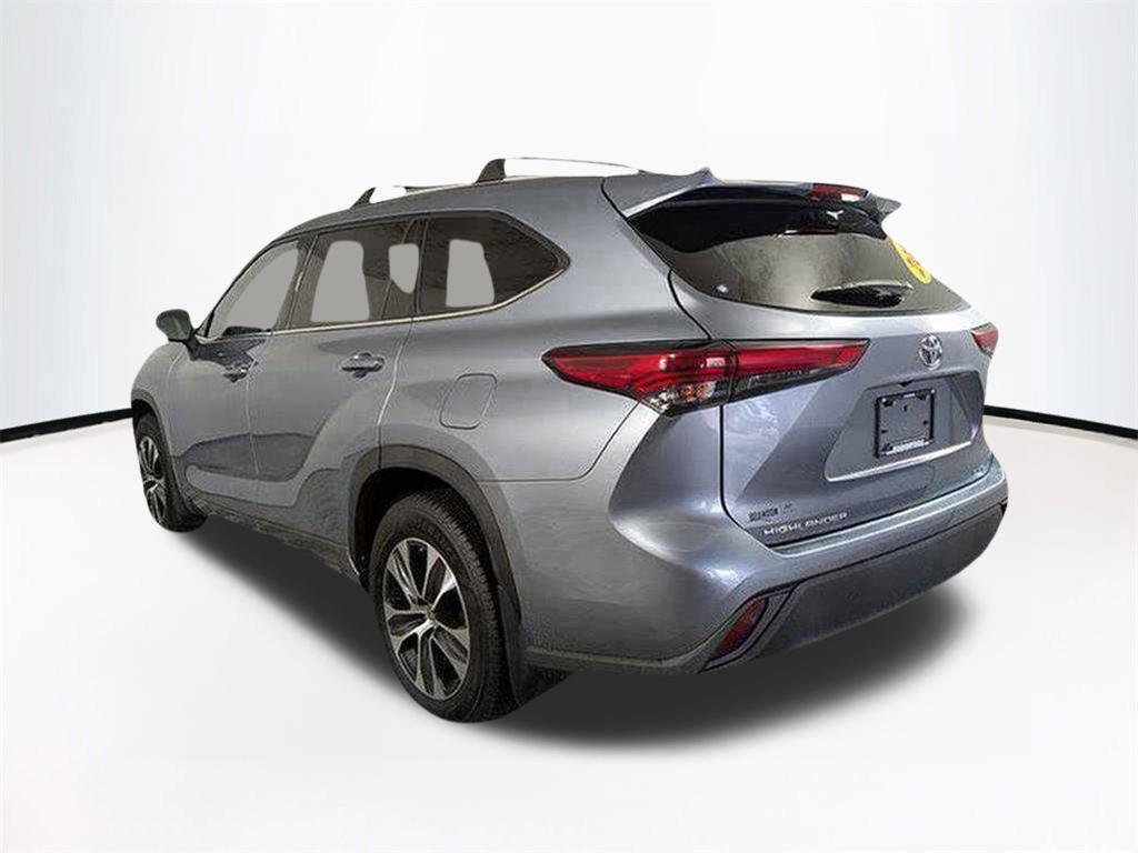 used 2020 Toyota Highlander car, priced at $24,835