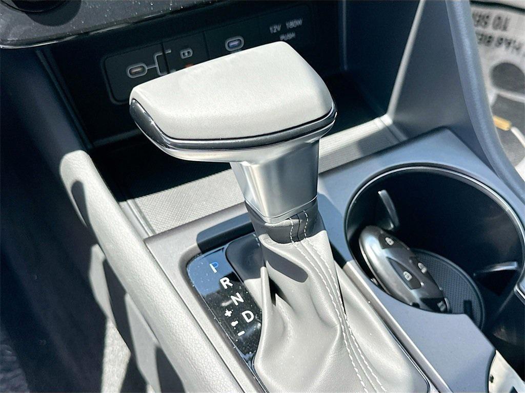 new 2025 Hyundai Sonata car, priced at $27,605
