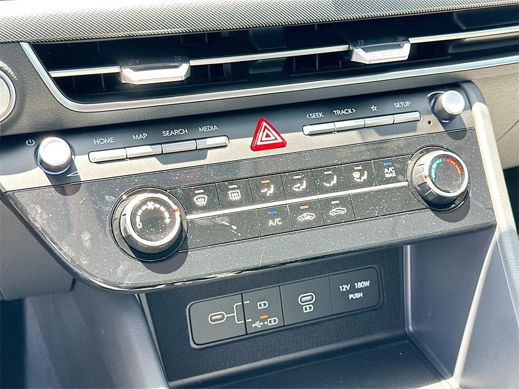 new 2025 Hyundai Sonata car, priced at $27,605